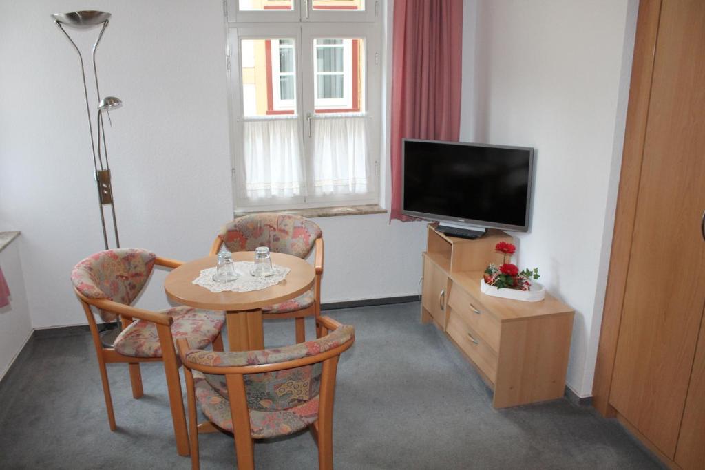 Hotel Am Stadtwall Quedlinburg Esterno foto